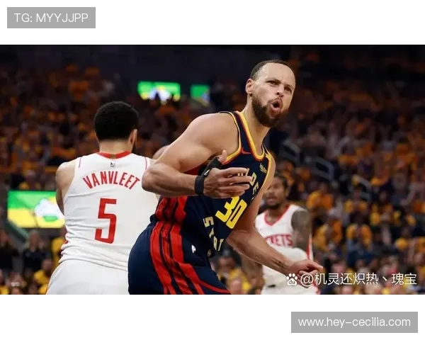 库里家冰箱里塞满有机蔬菜，训练完喝的蛋白粉比我的日薪还贵