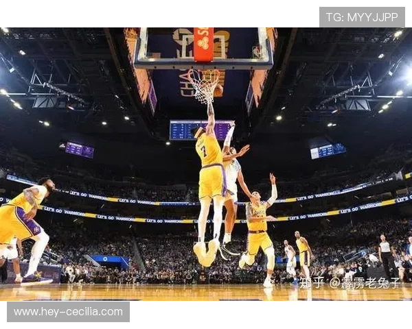 普尔无球跑动占比提升，拉开空间效率超联盟平均